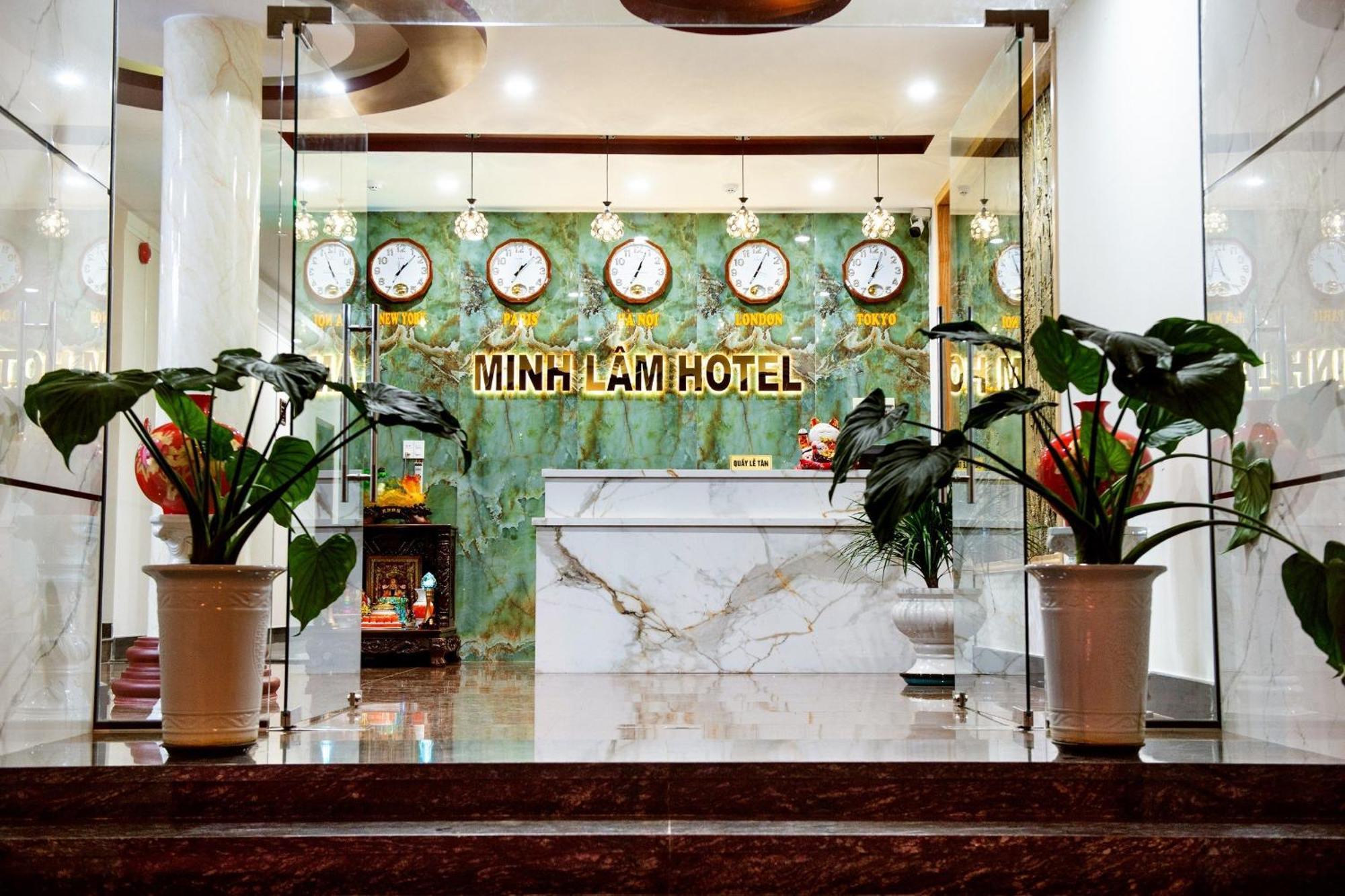 Minh Lam Hotel Pleiku Bagian luar foto